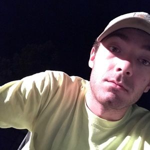 Meet your Posher, Dustin